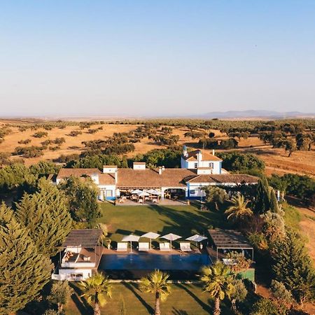 Hotel Vale Do Manantio à Moura Extérieur photo