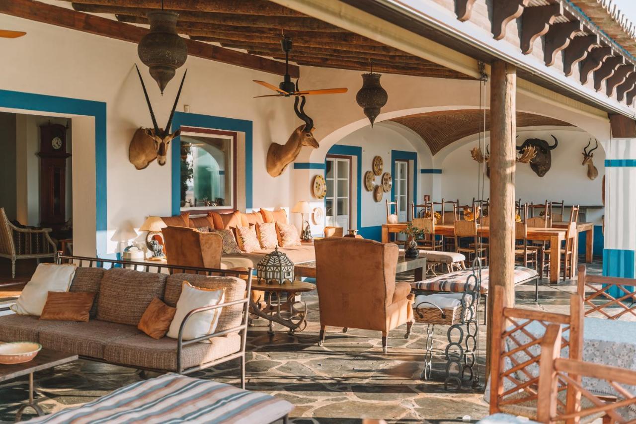 Hotel Vale Do Manantio à Moura Extérieur photo