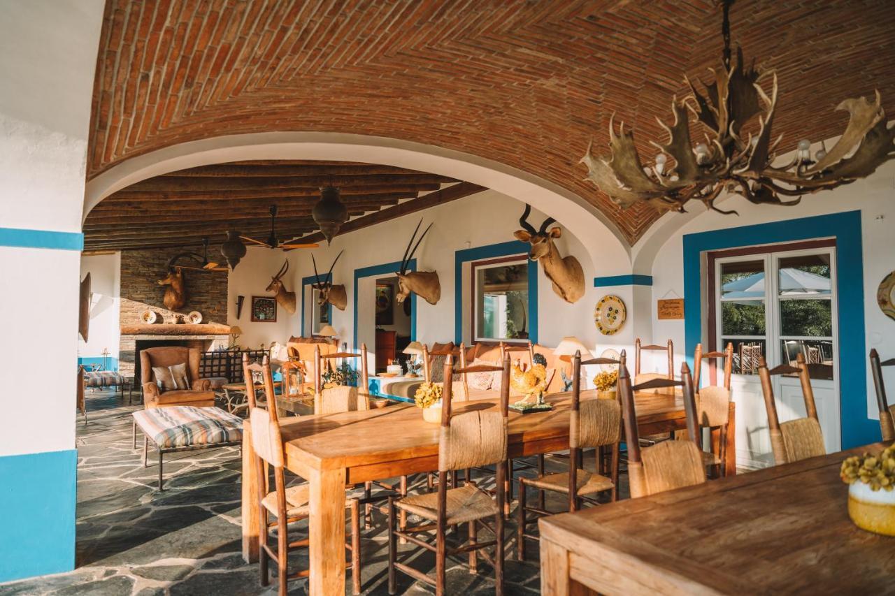 Hotel Vale Do Manantio à Moura Extérieur photo