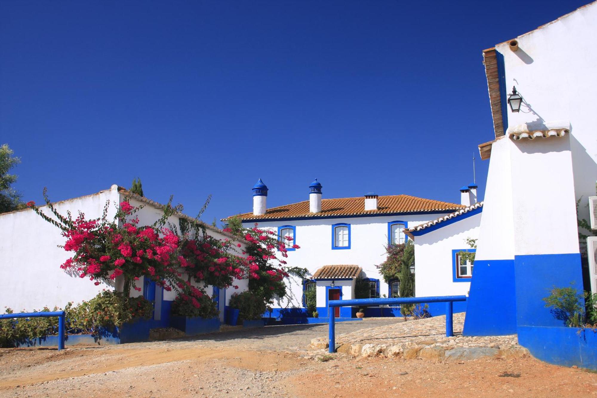 Hotel Vale Do Manantio à Moura Extérieur photo